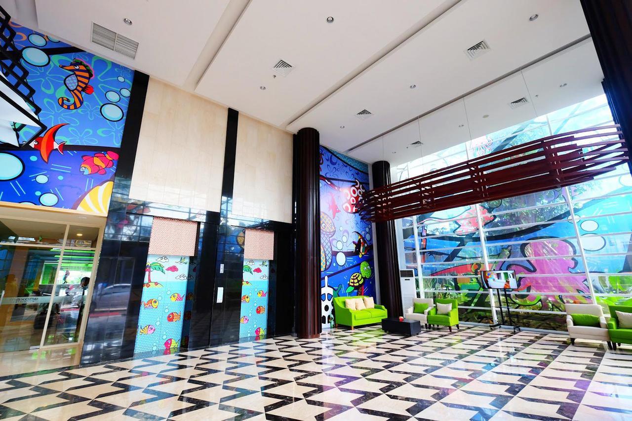 Maxonehotels At Resort Makassar Exterior foto